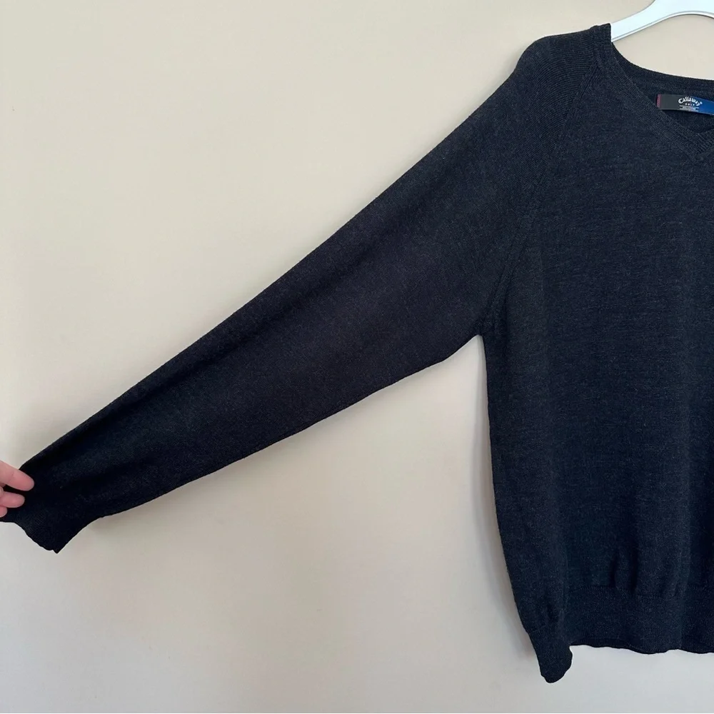 Callaway Golf $178 Men's XL 100% Merino Wool V-neck Sweater Dark Gray Luxury
